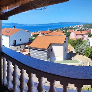 apartmani-sabira.primorje-gorskikotar.com/